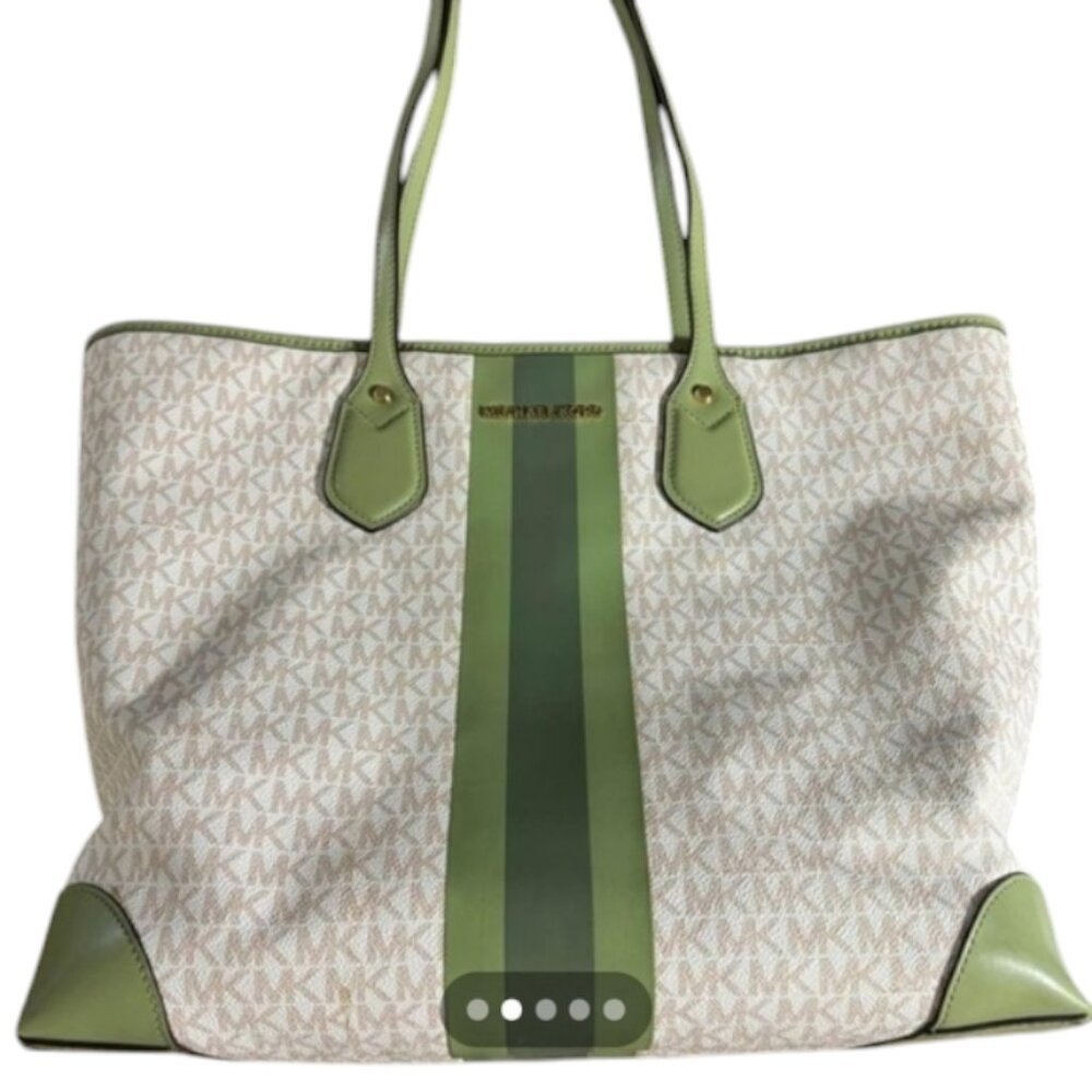Michael Kors Eva Logo Extra Large Tote Bag - Picture 5 of 6